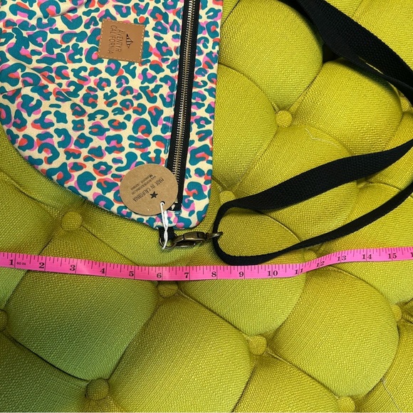 BNWT Aventyr California bag *made in California* Madeline style - Picture 4 of 5